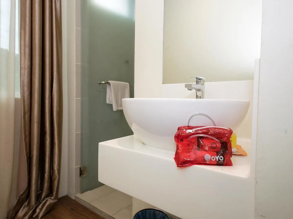 Oyo 114 Sandpiper Hotel Kuala Lumpur